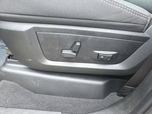 Used 2024 RAM 3500 Big Horn w/ Safety Group image 23