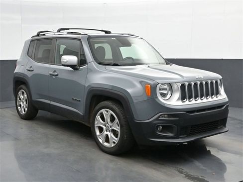 Used 2017 Jeep Renegade Limited image 1