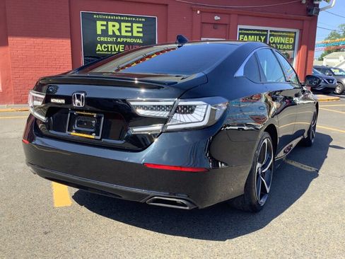 Used 2018 Honda Accord Sport image 7
