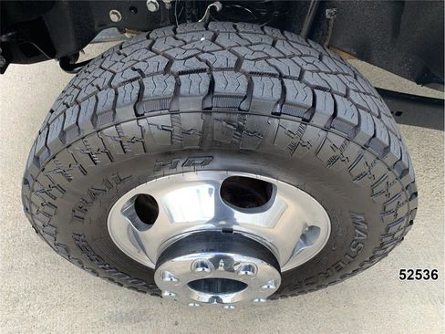 Used 2024 Ford F350 XLT w/ FX4 Off-Road Package AWD/4WD image 13