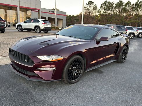 Used 2018 Ford Mustang Coupe w/ Equipment Group 101A image 1