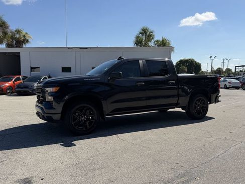 Used 2022 Chevrolet Silverado 1500 Custom AWD/4WD image 9