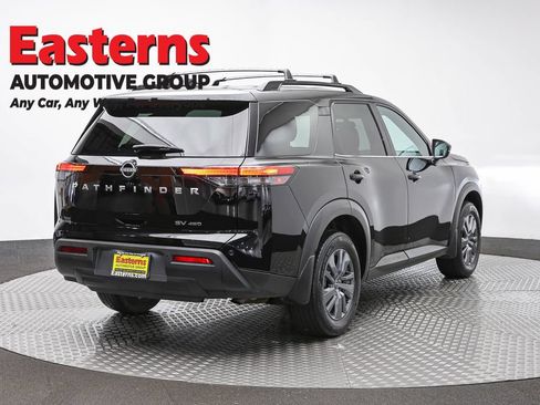 Used 2024 Nissan Pathfinder SV w/ Lighting Package (N92) AWD/4WD image 5