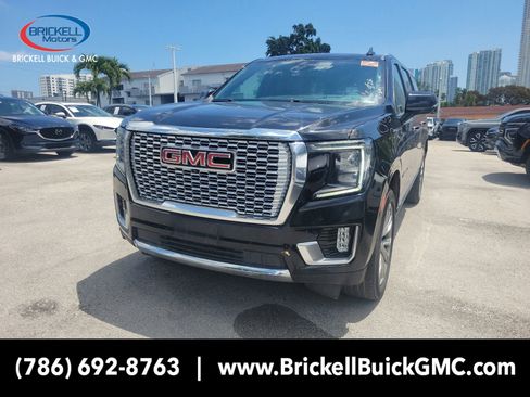 Used 2023 GMC Yukon XL Denali AWD/4WD image 1