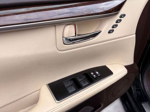 Used 2017 Lexus ES 350 image 12