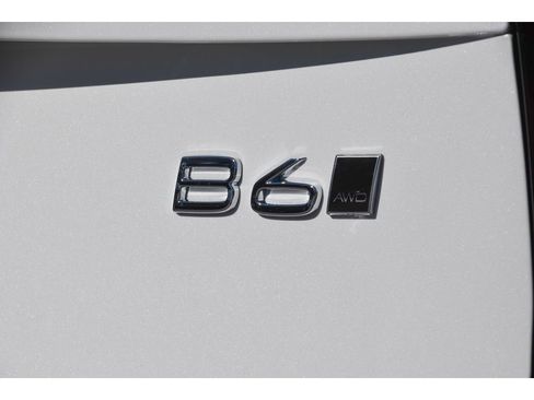 New 2026 Volvo XC90 B6 Plus w/ Protection Package Premier image 29