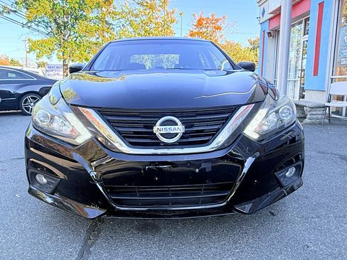 Used 2017 Nissan Altima 2.5 SR w/ Midnight Edition Package image 14