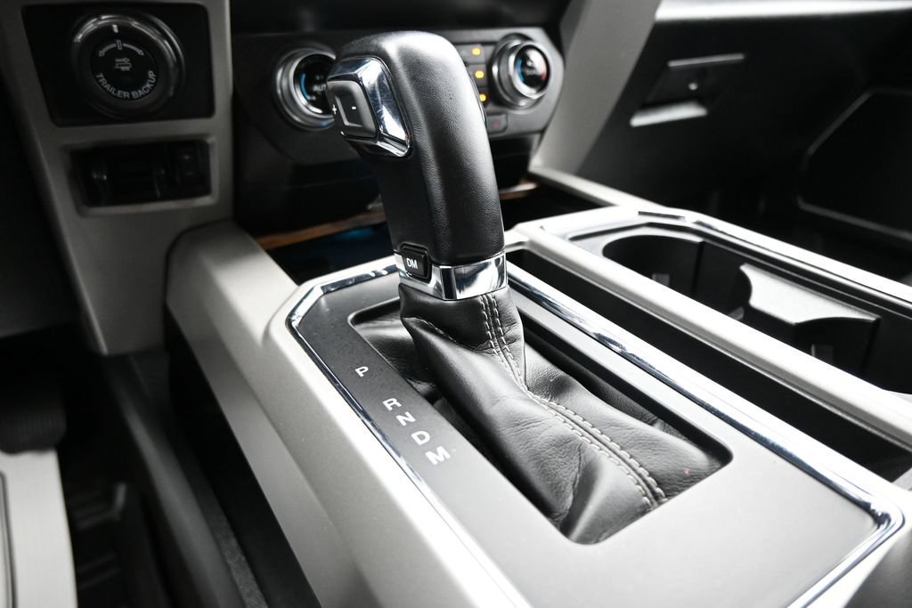 Used 2020 Ford F150 Lariat w/ Equipment Group 502A Luxury AWD/4WD image 23