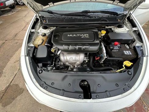 Used 2016 Dodge Dart SXT FWD image 18
