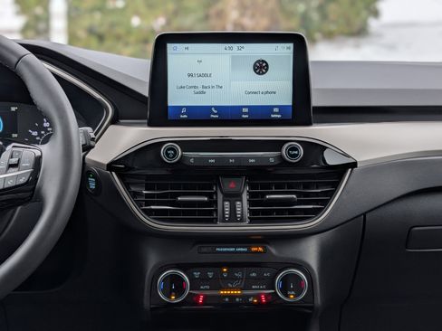 Certified 2022 Ford Escape SE w/ Convenience Package image 15