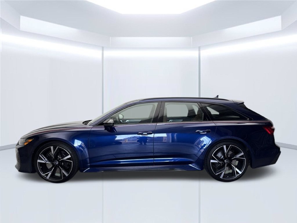 Used 2021 Audi RS 6 AWD/4WD image 2