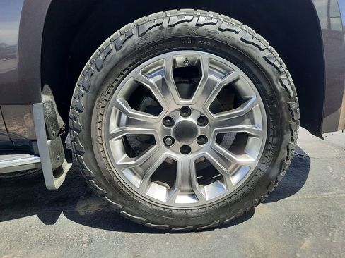 Used 2016 Chevrolet Suburban LTZ AWD/4WD image 21