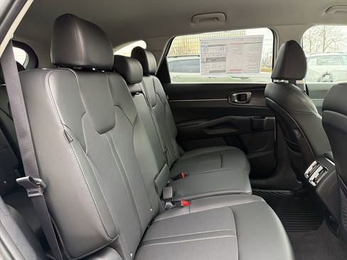New 2026 Kia Sorento EX image 14