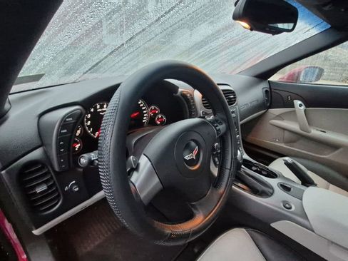 Used 2007 Chevrolet Corvette Base w/ Preferred Equipment Group image 10