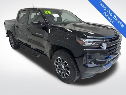 Used 2024 Chevrolet Colorado Z71 w/ Advanced Trailering Package image 3