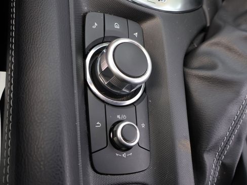 Used 2024 MAZDA MX-5 Miata RF Grand Touring image 27