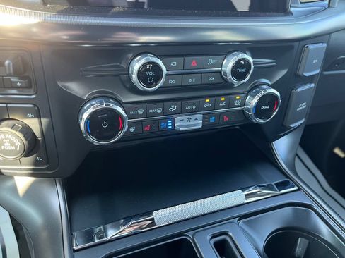 Used 2025 Ford F150 Lariat w/ Equipment Group 502A High AWD/4WD image 21