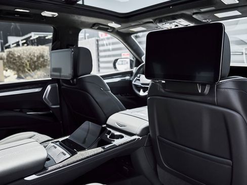Used 2026 Cadillac Escalade V AWD/4WD image 46