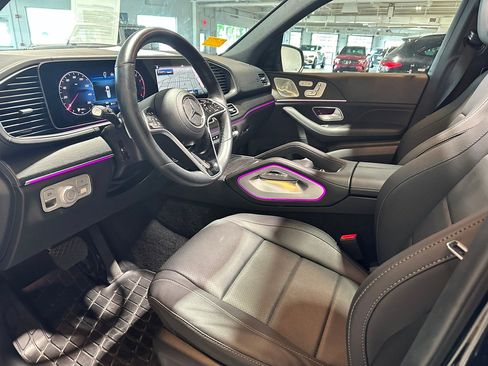 Certified 2025 Mercedes-Benz GLS 450 4MATIC image 7