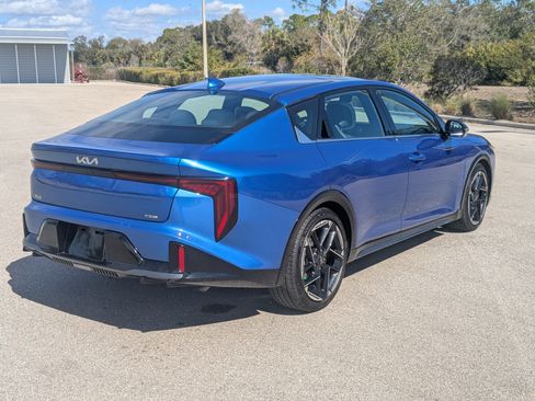 Used 2025 Kia K4 GT-Line w/ GT-Line Premium Package image 5