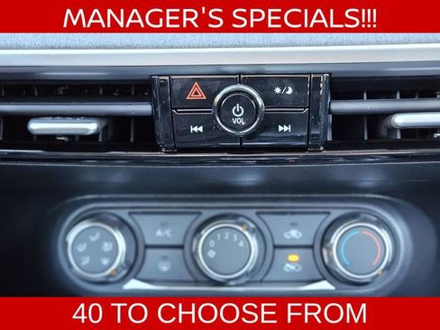 New 2026 Nissan Kicks S image 22