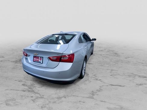 Used 2018 Chevrolet Malibu LT w/ Driver Confidence Package image 10