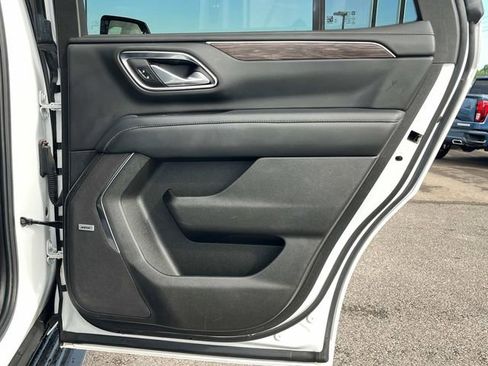 Used 2024 Chevrolet Tahoe LT AWD/4WD image 26