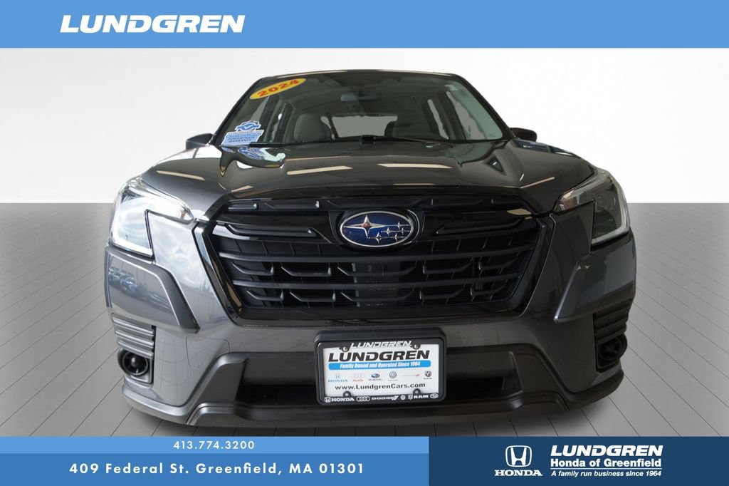 Used 2024 Subaru Forester AWD/4WD image 2