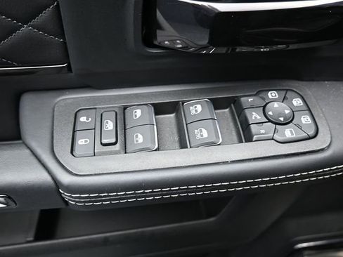 New 2026 RAM 2500 Limited image 13