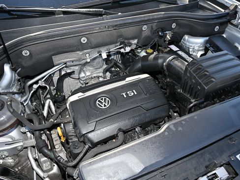 Used 2019 Volkswagen Atlas SE FWD image 31