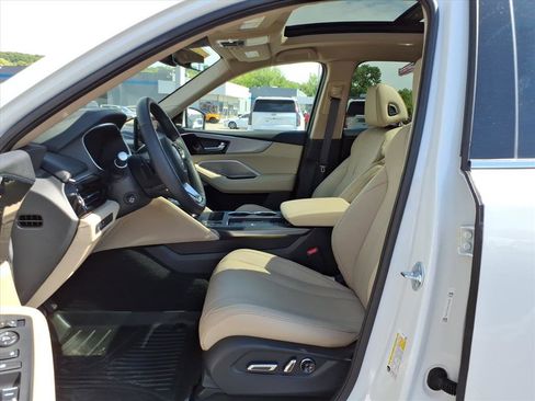 Used 2025 Acura MDX SH-AWD image 11