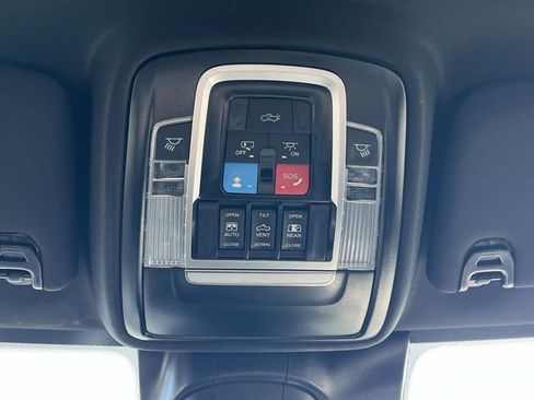 New 2027 RAM 2500 Limited AWD/4WD image 32