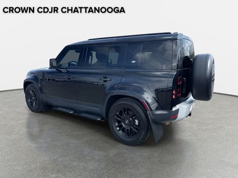 Used 2022 Land Rover Defender 110 S image 7