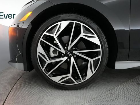 Used 2023 Hyundai Ioniq 6 Limited image 20