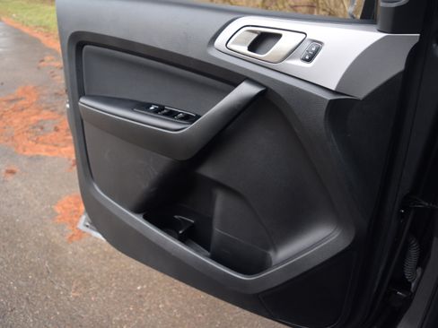 Used 2019 Ford Ranger XLT w/ Equipment Group 301A Mid image 18