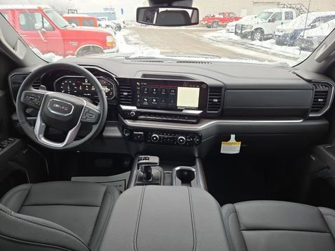 New 2026 GMC Sierra 1500 SLT w/ SLT Convenience Package image 3
