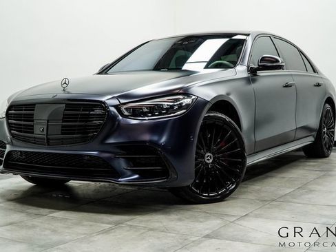 Used 2022 Mercedes-Benz S 580 4MATIC Sedan image 1