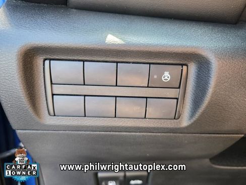 Used 2021 Nissan Kicks SR w/ SR Premium Package FWD image 26