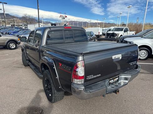 Used 2015 Toyota Tacoma PreRunner w/ SR5 Package image 17