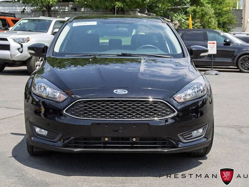 Used 2018 Ford Focus SEL w/ Cold Weather Package FWD image 12