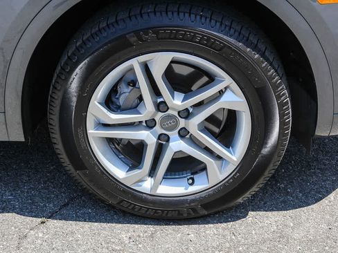 Used 2019 Audi Q5 2.0T Premium w/ Convenience Package AWD/4WD image 9