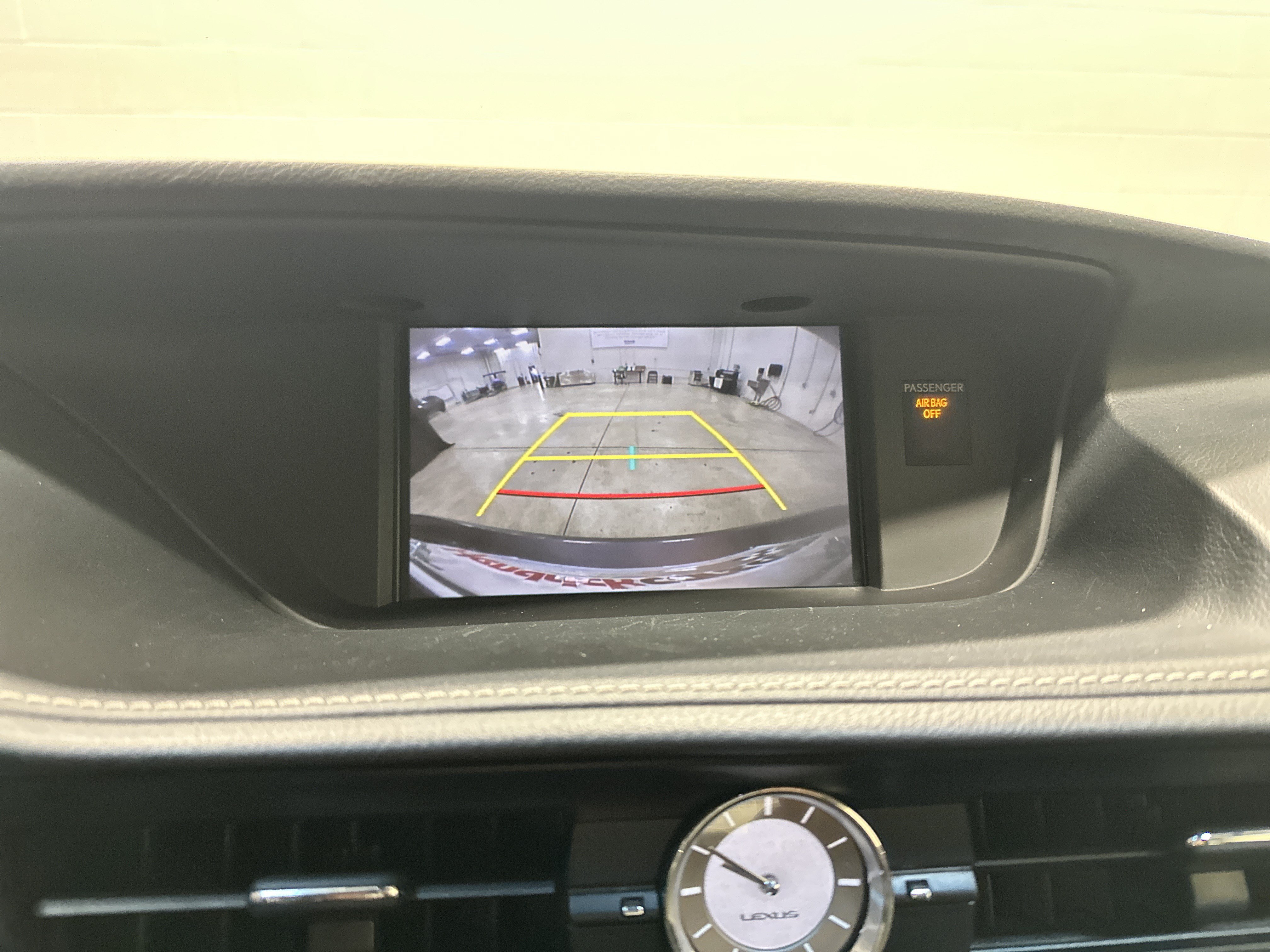 Used 2017 Lexus ES 350 w/ Luxury Package FWD image 25
