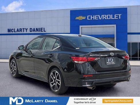 Used 2025 Nissan Sentra SR FWD image 4