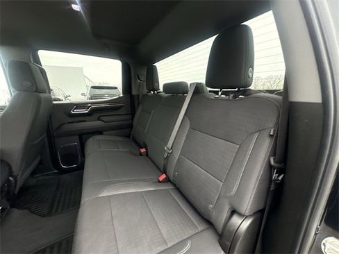 Used 2024 Chevrolet Silverado 1500 LT image 26