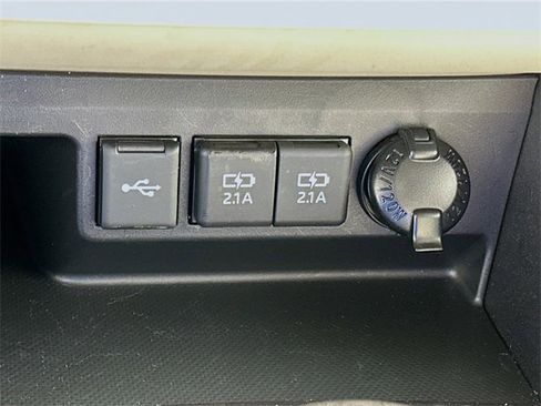 Used 2021 Toyota Highlander Platinum image 20