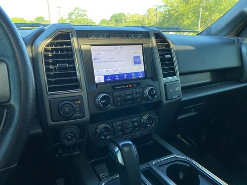 Used 2020 Ford F150 Raptor w/ Equipment Group 802A Luxury AWD/4WD image 16