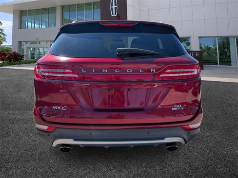 Used 2015 Lincoln MKC FWD image 6