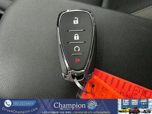 Certified 2025 Chevrolet Trax ACTIV FWD image 7
