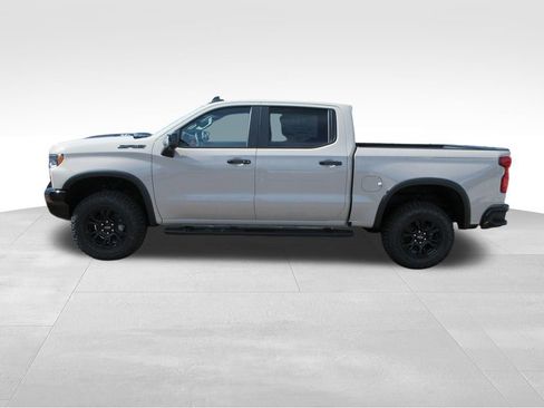 New 2026 Chevrolet Silverado 1500 ZR2 AWD/4WD image 3
