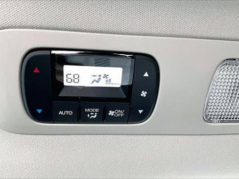 Used 2025 Honda Odyssey EX-L image 10
